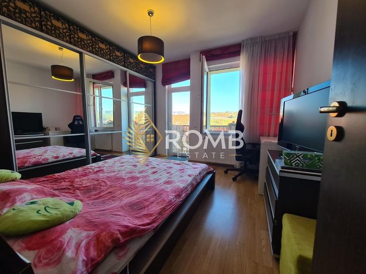 Apartament cu 3 camere semidecomandat, mobilat în Mănăștur