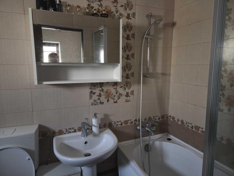 Garsonieră decomandată în Arcu