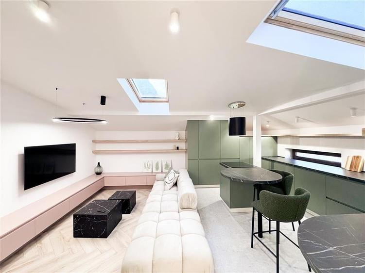 Apartament de inchiriat 5 camere Charles de Gaulle - 27