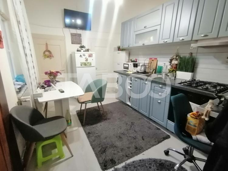 Apartament de vanzare cu 2 camere pivnita balcon Centrul Istoric Sibiu - 5