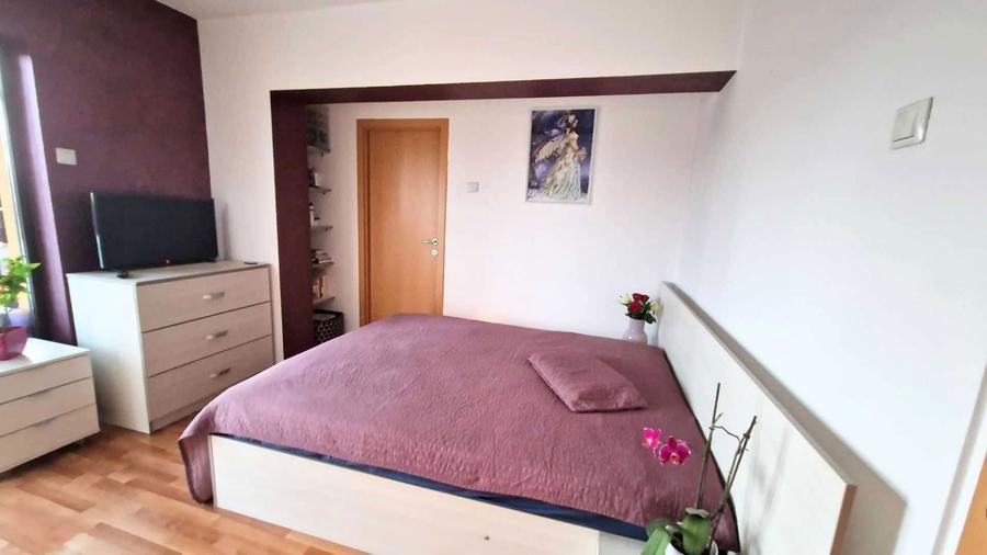 Apartament de vanzare, 3 camere, bloc cu piscina Pitesti - 3