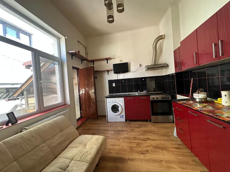 2 corpuri de casa - Centru - 155.000 euro  (Cod E8+E10) - 6