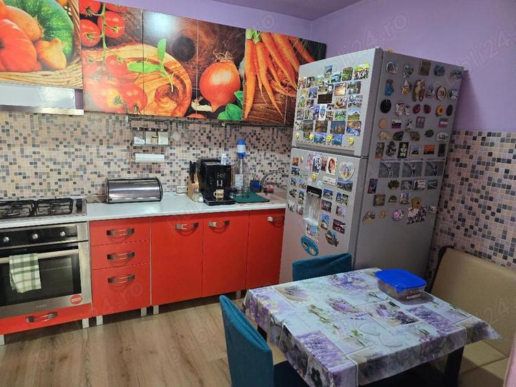 Vand vila P+M , zona Cantemir-Salca, constr 2014, , SC-194 mp, teren 270, gaz - 11