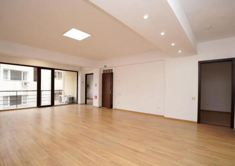 Piata Victorie - Cladire 346MP P+3 | 10 Camere + 7 Bai + 2 - 18