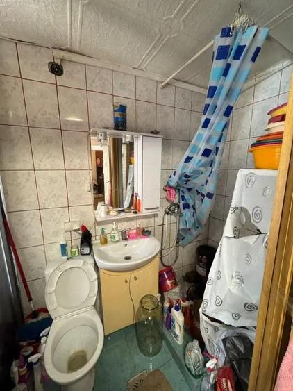 Casa in Ora?ul Vechi 31 mp , utilita?i complete, curte comuna, - 2