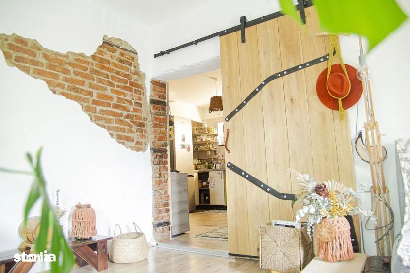 Apartament cu 2 camere decomandat în Centrul Istoric