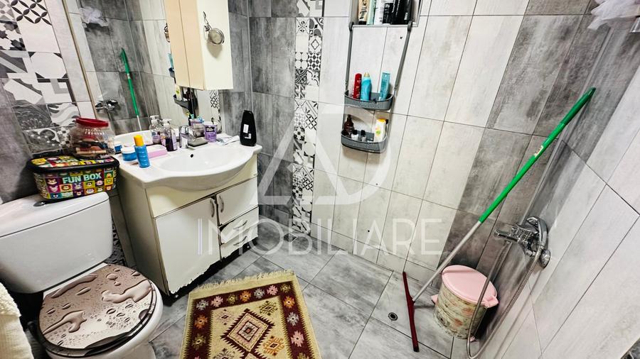 Vânzare casă pe parter în Târgu-Jiu, Strada Bucegi - 7