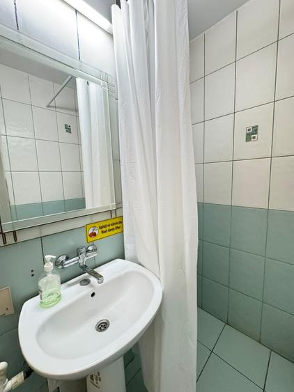 Spatiu stradal, 50 mp, zona Anda - 9