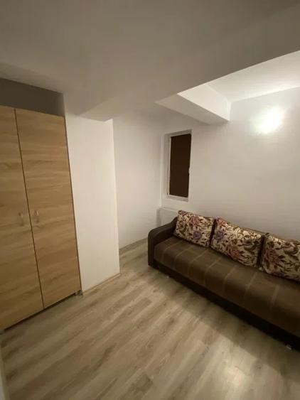 Apartament cu 3 camere, in zona Iris - 3