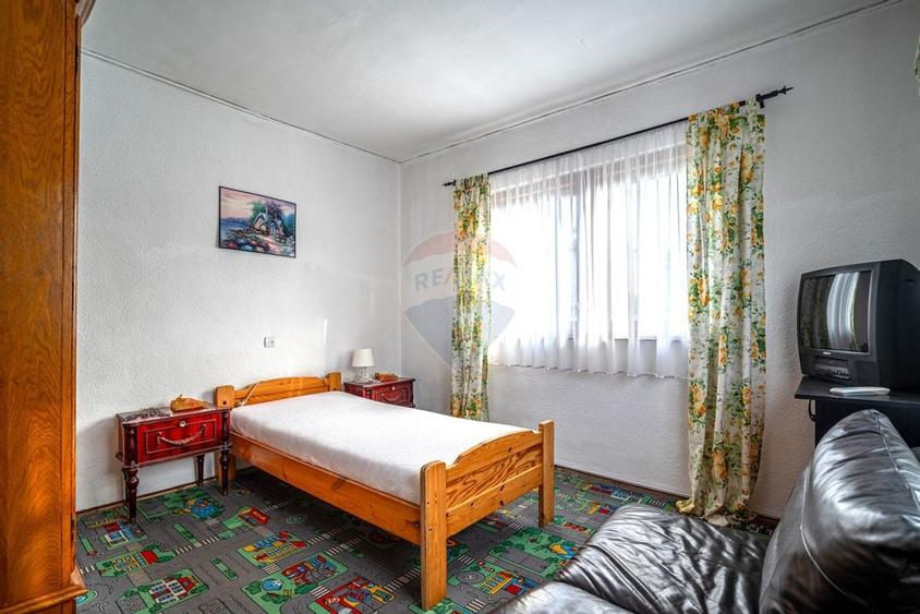 Casă 5 camere + demisol, teren 1560 mp / Filipestii de Padure - 18