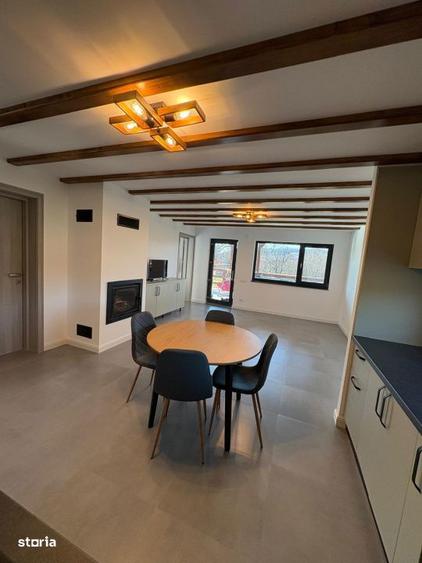 Casa de vacanta premium de vanzare in Breaza-intimitate, natura - 9