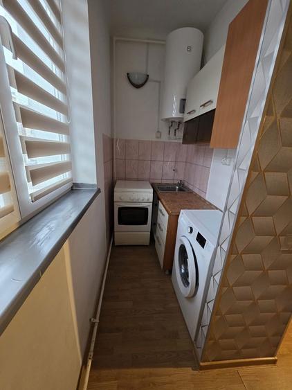 Garsoniera, de vanzare, in 7 noiembrie (23mp) - 5