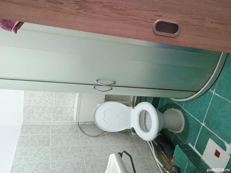 Inchiriez garsoniera (camera de camin) - 8