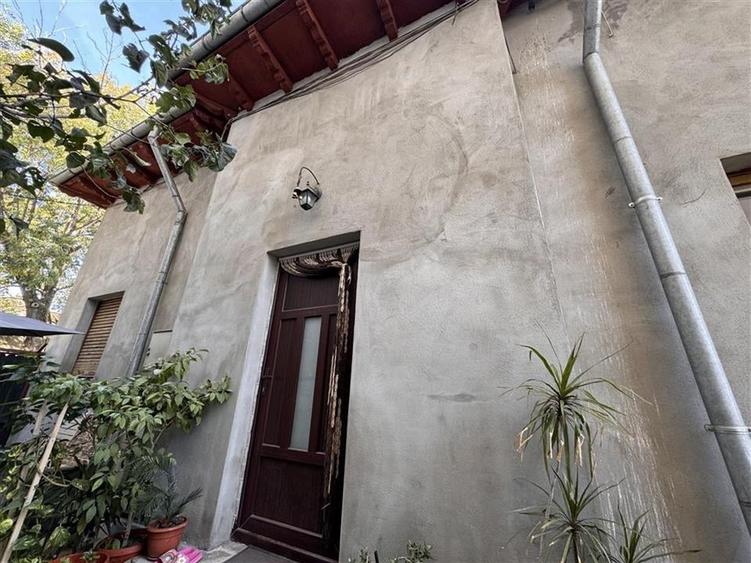 Vanzare casa 5 camere | Piata Alba Iulia - Popa Nan | teren 232 mp proprietate | - 2