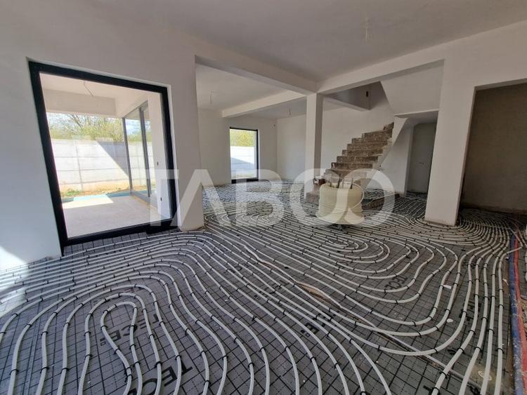 Casa individuala cu curte terasa si garaj Selimbar Sibiu - 7