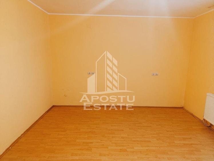 Casa individuala, Timisoara, zona Girocului, 5 camere, 2 bai - 6