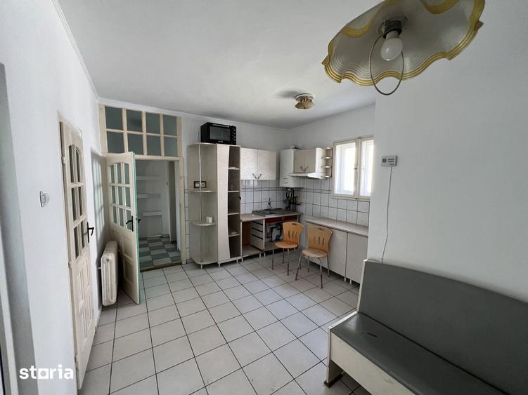 Proprietate cu farmec aparte si teren generos in Paulesti - 16