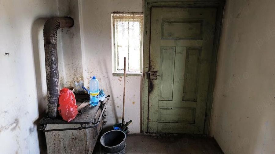 Casa batraneasca de vanzare in Corbi locul unde lini?tea intalne?te natura - 8