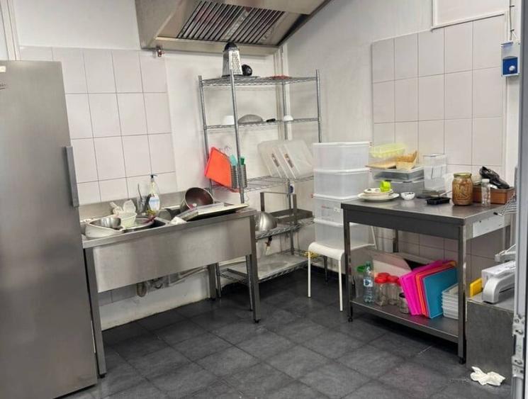 Spatiu productie patiserie/cofetarie /catering– 110 mp, vitrina stradala - 3