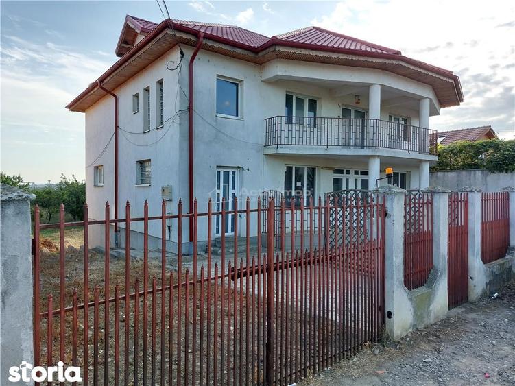 casa P+1+M, an 2008,amprenta 135 mp, teren 1430 mp, Maracineni - 13