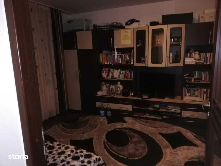 Inchiriez apartament 2 camere Pitesti Prundu Depou statia de taxi - 1