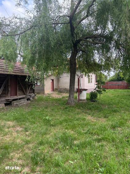 CASA DE VANZARE+ANEXE, TEREN=2775 mp - 2