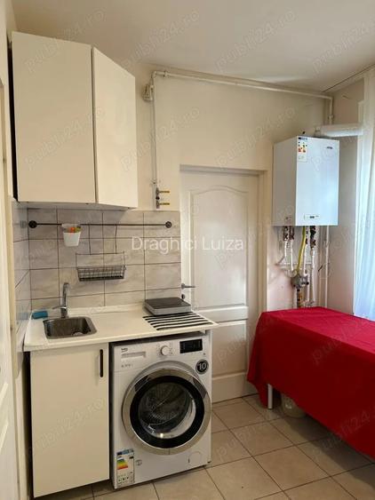 Inchiriez garsoniera zona Unirii 350 EUR Inchiriez garsoniera zona Unirii 350 EUR