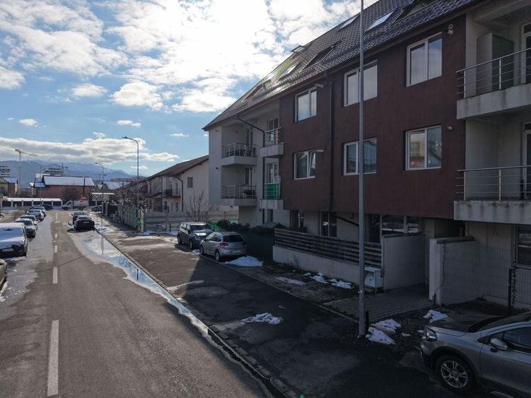 Garsonieră mobilată,  Str. Eugen Jebeleanu 3, Tractorul. - 2