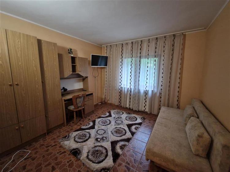 Apartament 2 camere decomandat de închiriat - 2