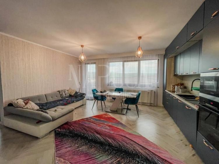 Apartament 4 camere de vanzare in Floresti - 2