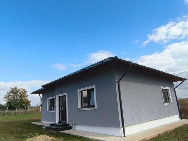 Casa noua zona Pensiunii Bianca - 1