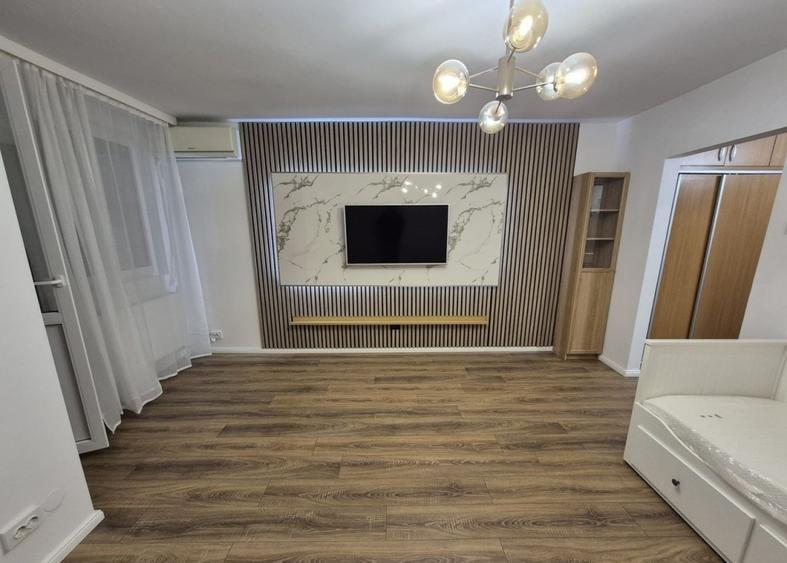 Garsoniera de vanzare, renovata, metrou, Lujerului - 2