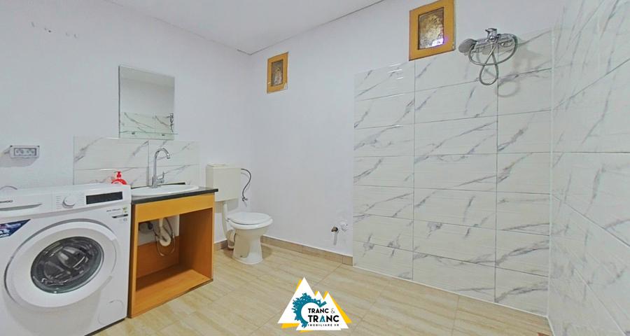 Casă spațioasă cu 3 camere în comuna Vladimirescu – aproape de Arad - 12