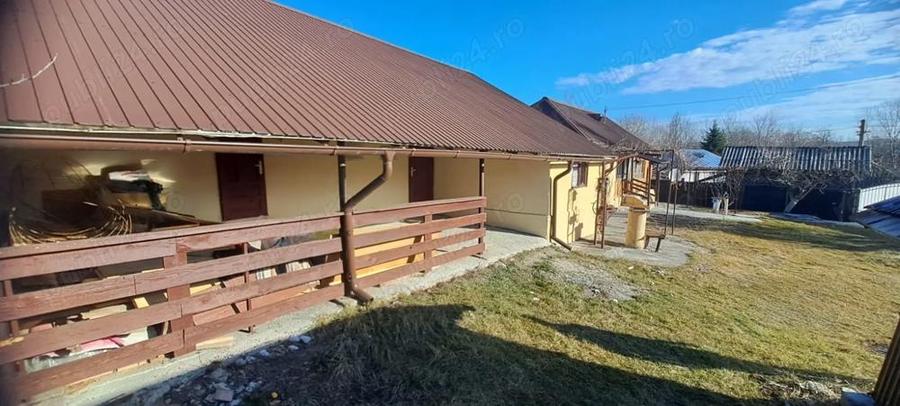Casa de vanzare- - 2