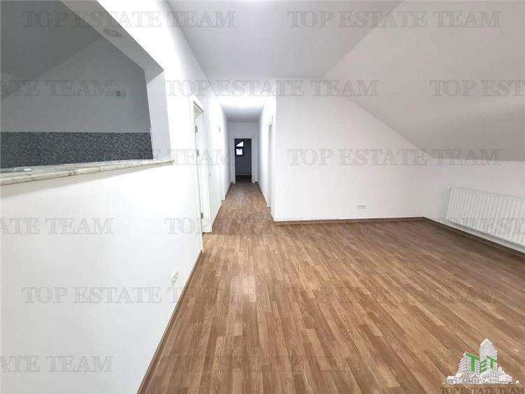 Casă individuală cu 6 camere cu Canalizare în Moara Vlăsiei