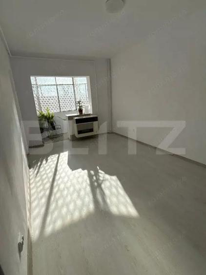 Garsoniera luminoasa cu vedere panoramica spre munte, Bartolomeu - 1