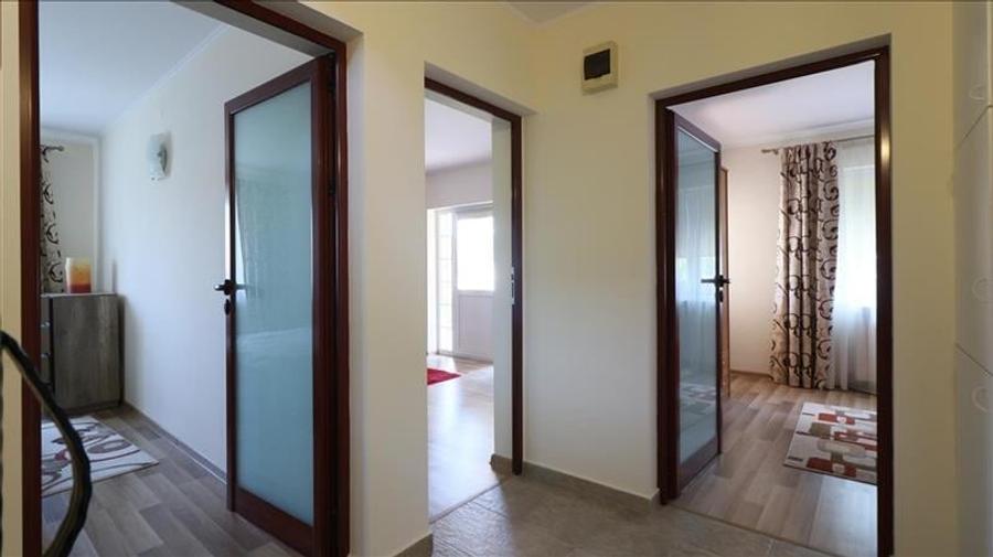 Casa deosebita in V.Lupului - 8