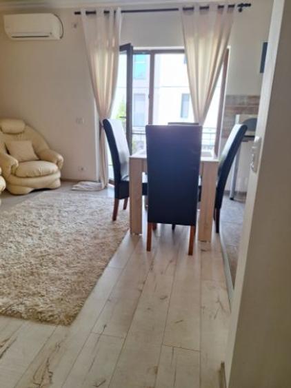 Inchiriez apartament cu 2 camere  - 2