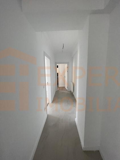 Un colt de liniste cu vedere la ritmul orasului – INEL II - 10