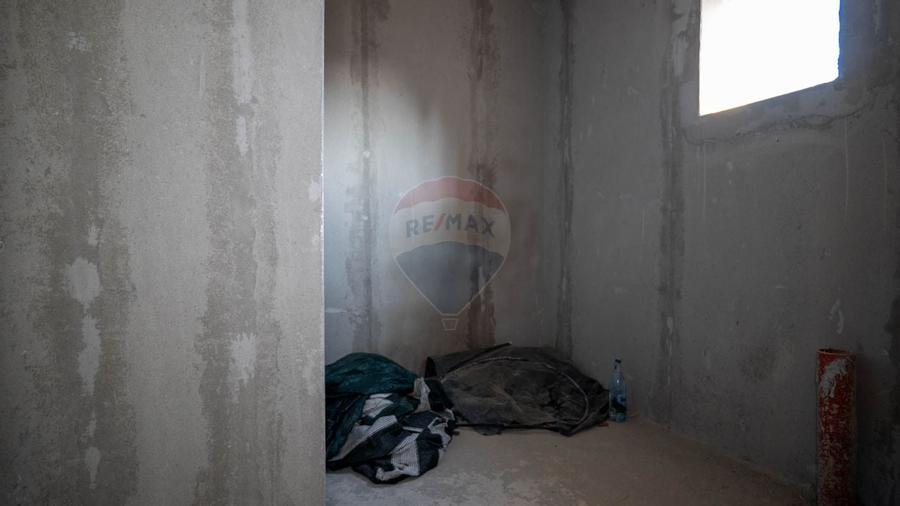 Vanzare casa spatioasa-parter, etaj si mansarda, Pantelimon - Central - 21