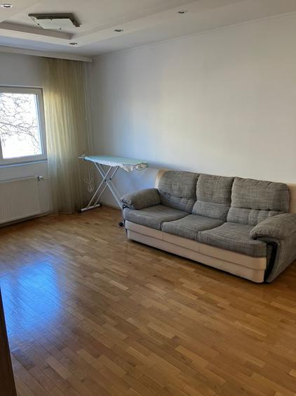 2 camere  – Băneasa, Bd. Aerogării pe Str. Neagoe Vodă, etaj 2/4, dec, mobilat. - 4