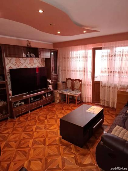 Vand apartament 3 camere Micro 3 - 9