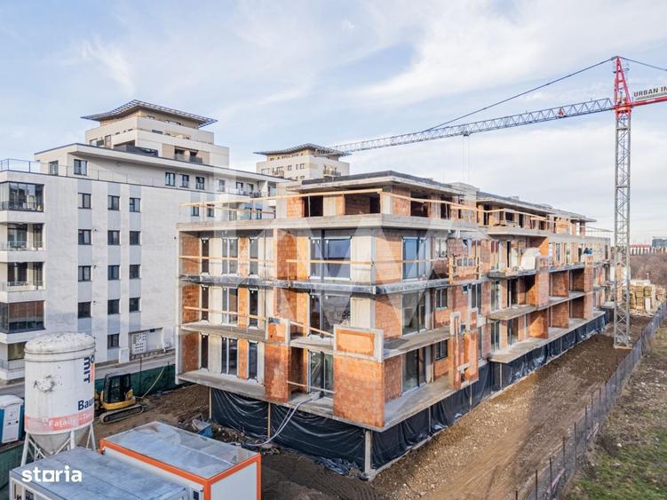Apartament cu 2 camere decomandat în Noua