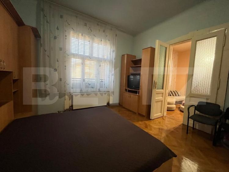 Apartament cu 2 camere semidecomandat, mobilat în Central
