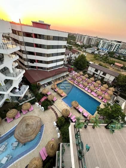 Complex Piscina cu Bar, Mamaia Nord , ideal investitie HoReCa - 1
