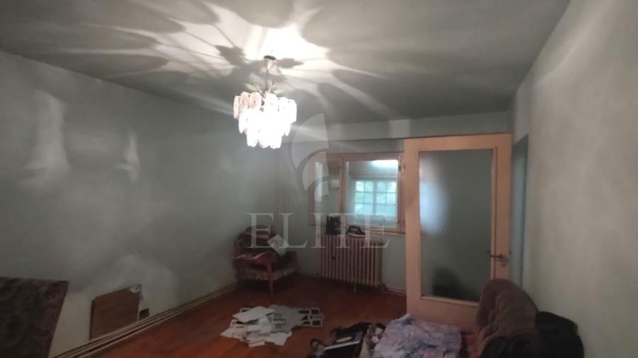 Apartament 3 camere &icirc;n zona PADURII - 8