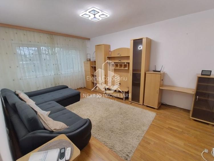Apartament 3 camere, 2 bai , langa Scoala 7, Brotacei