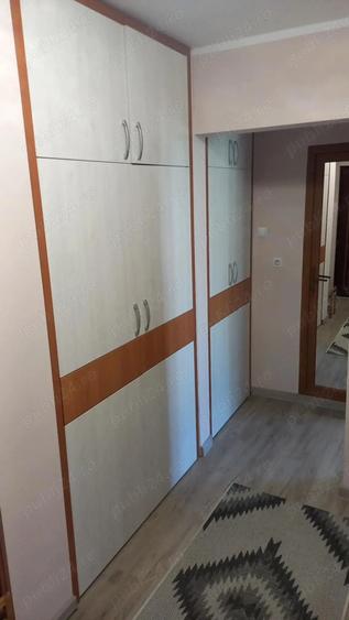 prprietar vand apartament 2 camere decomandate in spatele liceului auto - 6