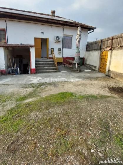 Casa sau spa?iu comercial Casa sau spa?iu comercial