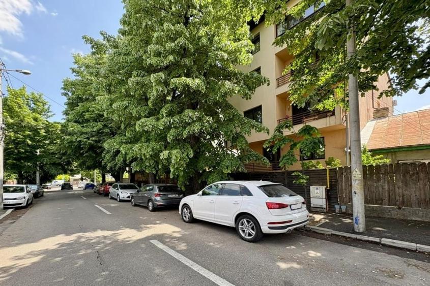 Bucurestii Noi -Subcetate 110, apartament 3 camere igienizat, demisol, 55 mp. - 23